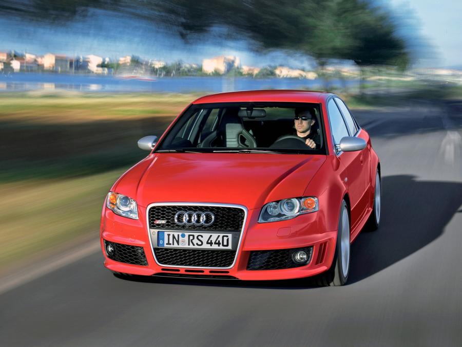  Audi RS4 Sedan (B7, 8E) 2005 года  (фото 4 из 48)
